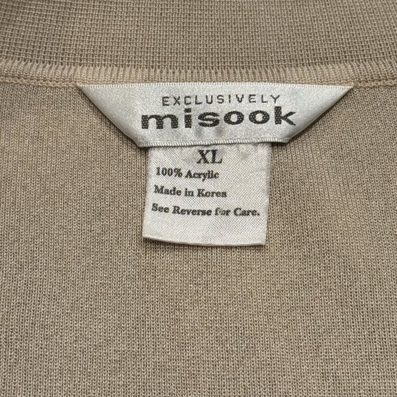 Exclusively Misook Cardigan Womens XL Beige Acrylic Long Sleeve Button Accent - Picture 5 of 5